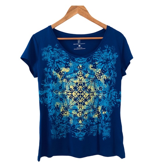 royal blue graphic tee womens